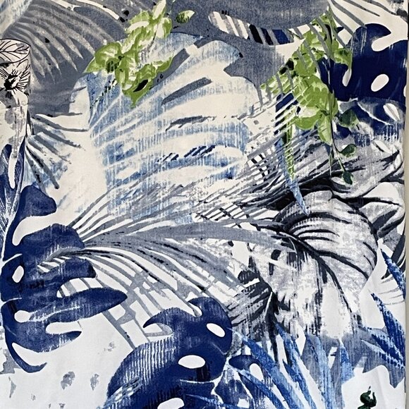 Flowy Summer Lightweight Round Neck Short Sleeve Top Blue Leaves XL - Picture 2 of 4